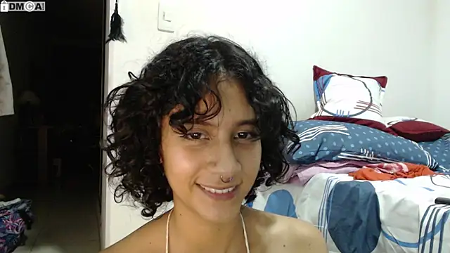 AlinaWoolf_