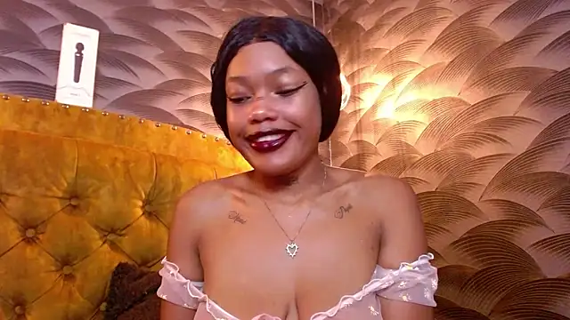 CrystalBrooke3x