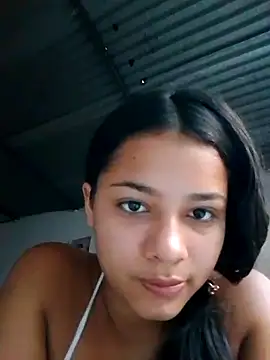 hot_sexy_mom34 - HOT_SEXY_MOM34's free webcam - UK Sex Cams