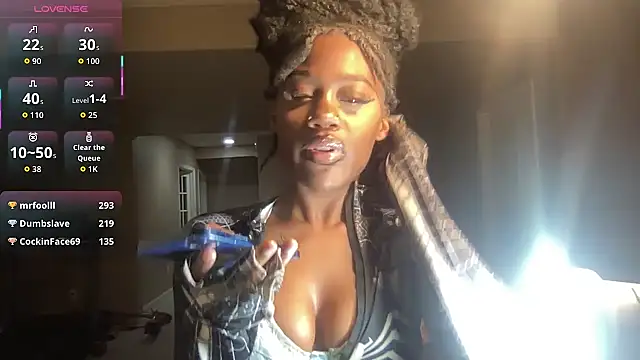 maskedgirl5005