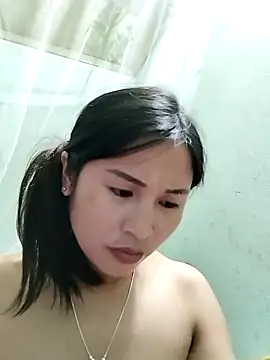 mai4568 - Mai4568's free webcam
