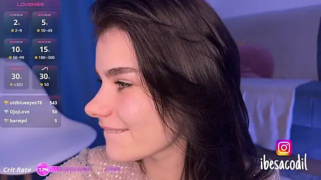 adriana_allien