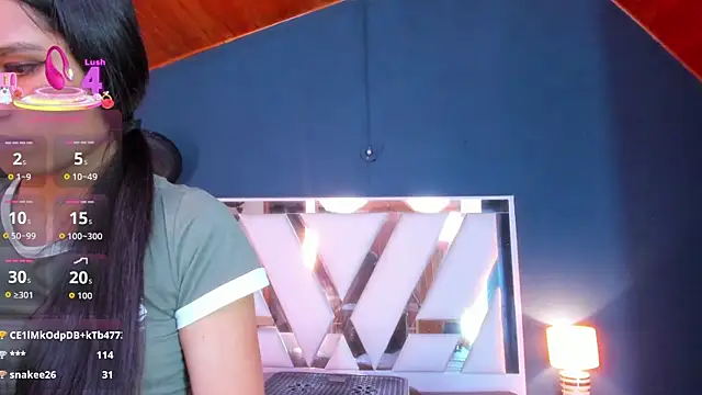 mia_kinky1