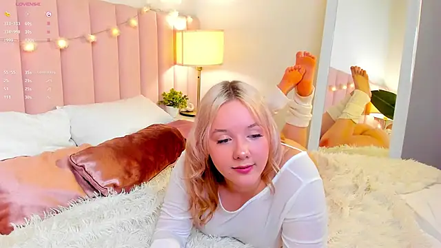 MissBunnyDoll from StripChat is Freechat