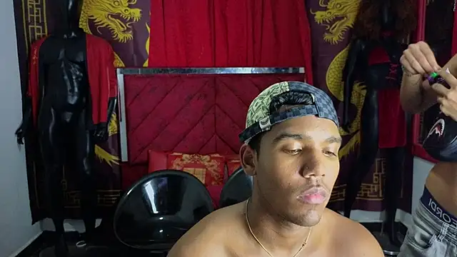 Latin_straight0