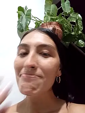 single_mother_indecent - Single_mother_indecent's free webcam