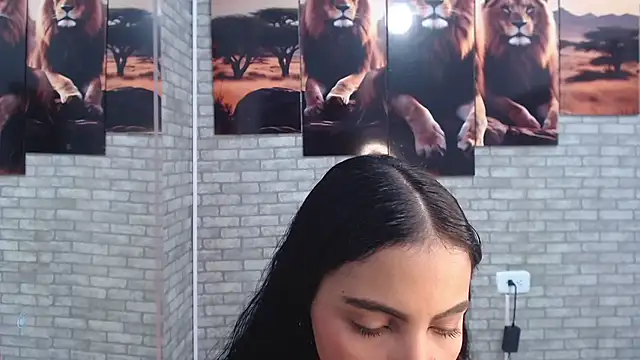 Carla_flower_hot