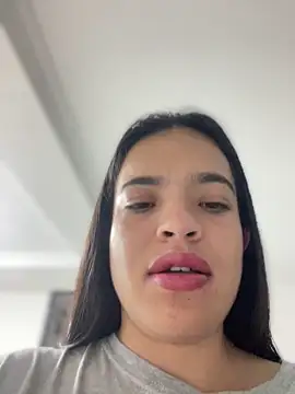 JuanitaMore01