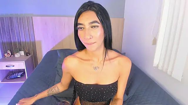 _Ashly_77