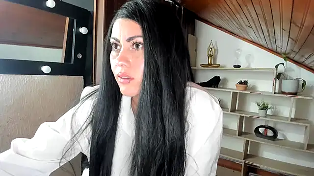 Tania_mature