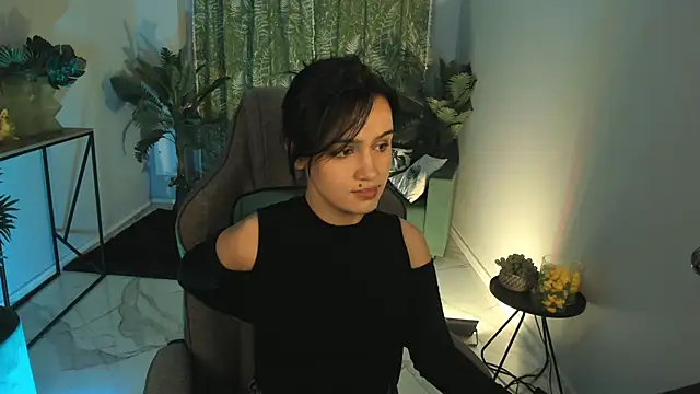 monicafarmer - MonicaFarmer's free webcam