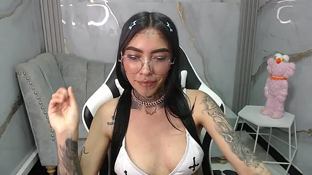 ashley_blum_v - Ashley_Blum_v's free webcam