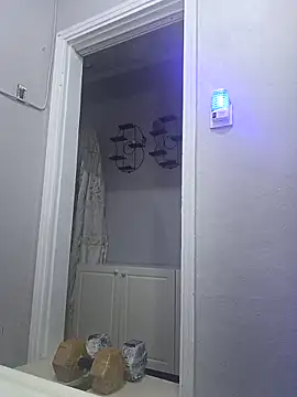 hamada__11 - HAMADA__11's free webcam
