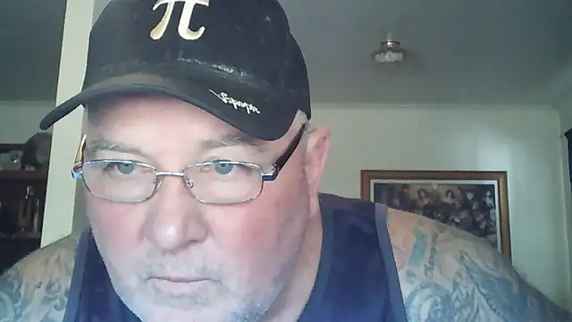 KINKYBLUEYES69