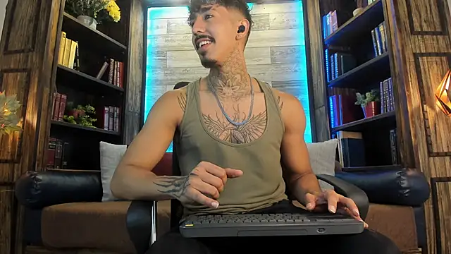 donovan_desmond - Donovan_Desmond's free webcam