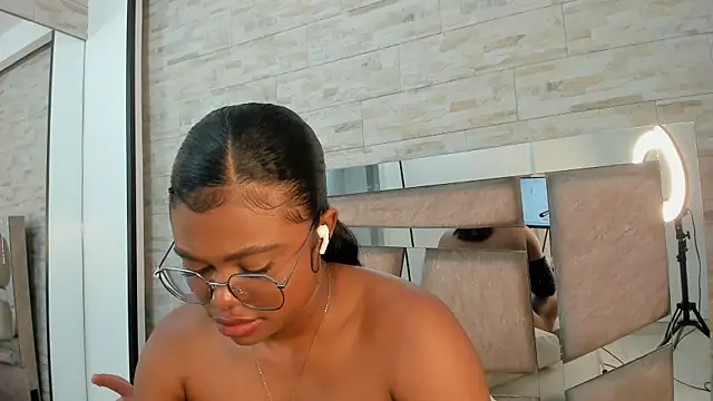 julianna_smith_