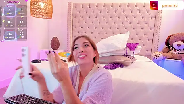 Mia_Parissi
