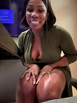 Belle___'s Stripchat show and profile
