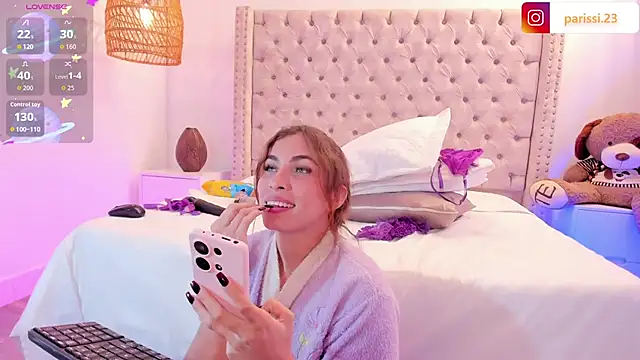 Mia_Parissi