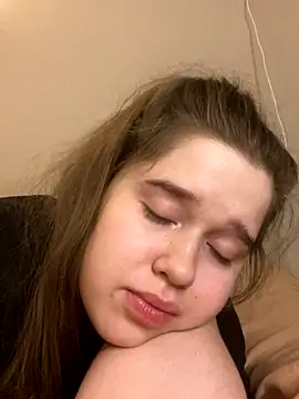 HornyGirlH