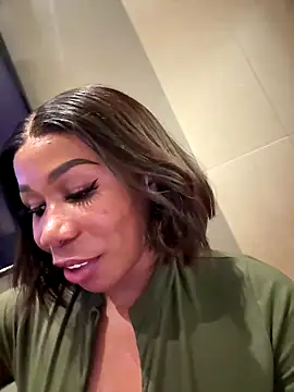 Belle___'s Stripchat show and profile