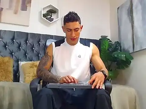 adrian_ray