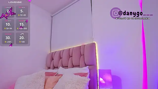 zarianaevanz - ZarianaEvanz's free webcam