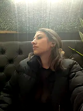 ariabliss- - AriaBliss-'s free webcam