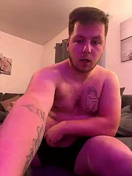 youngsmoothplays12 - Youngsmoothplays12's free webcam