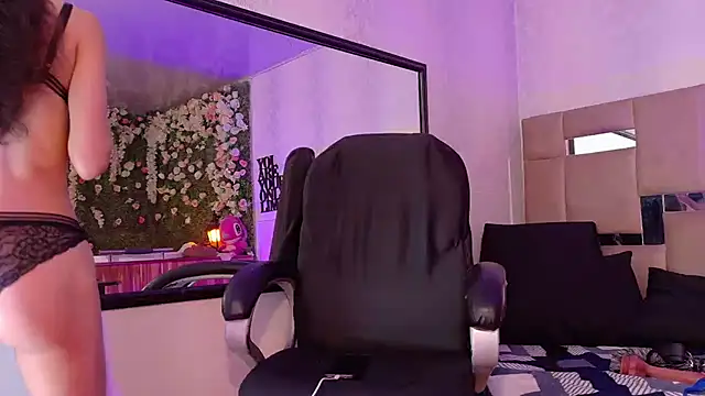 Queenjenn__
