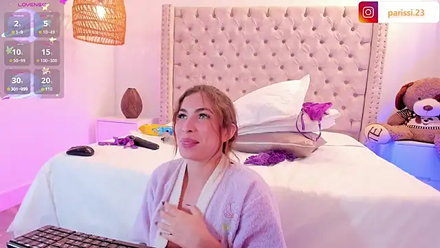 Mia_Parissi