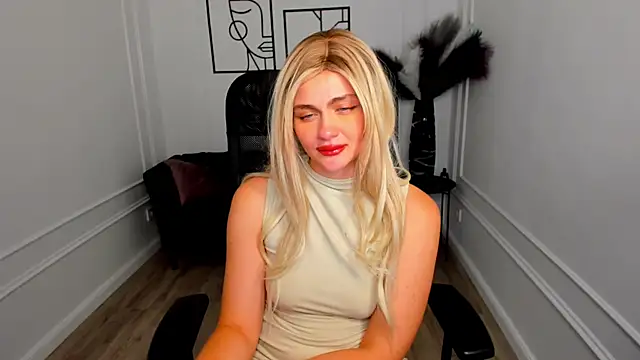 LeslieMineg