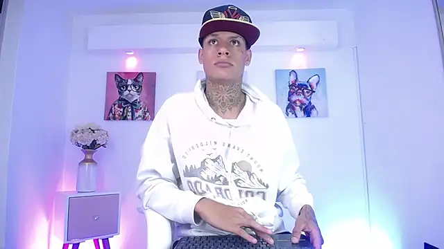  DereckStorm chat room