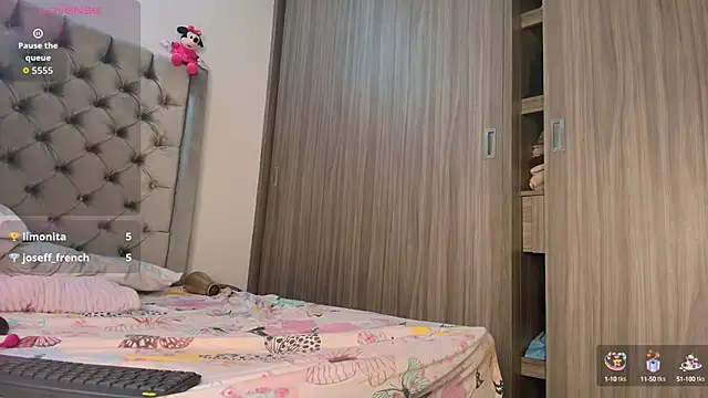  dreamsussi chat room