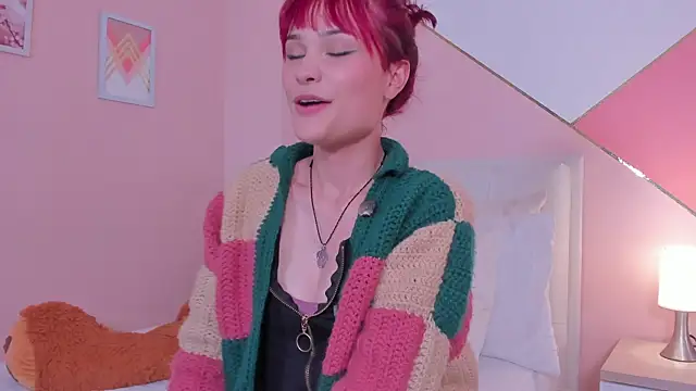 mae_lyra