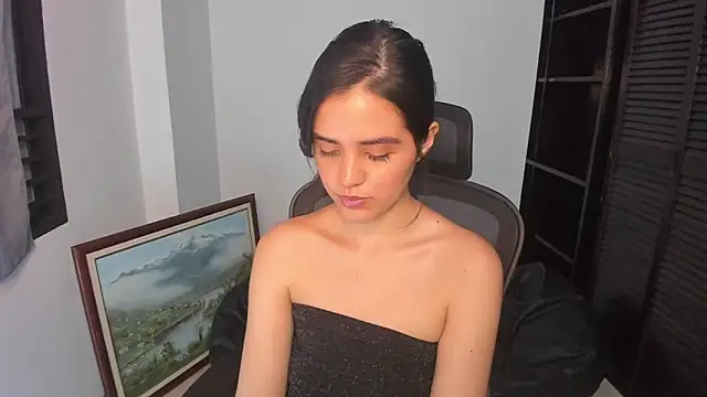 mia_collins_x
