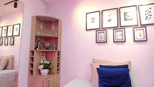 BarbieMonet