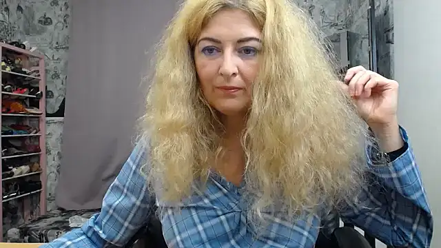 Helen1974