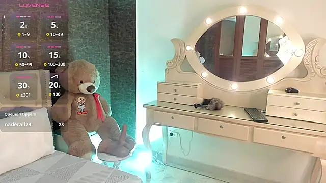 alisonn_moon