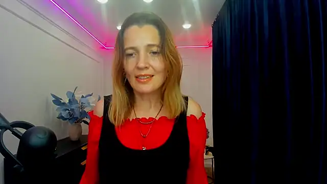 NikaStraitlive