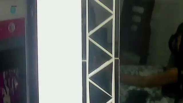  MissDiabla_ chat room