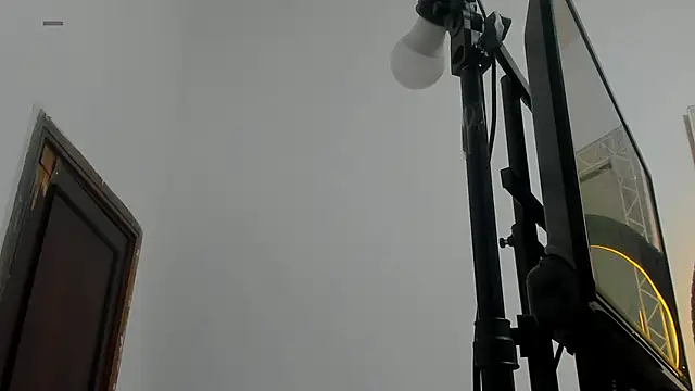 missdiabla_ - MissDiabla_'s free webcam - UK Sex Cams