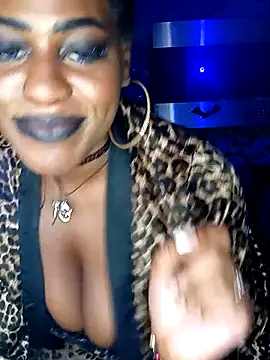  AmazonianMistress chat room