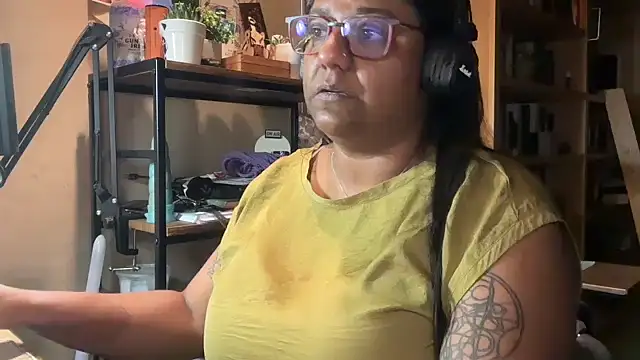 SophieStarShine chat room