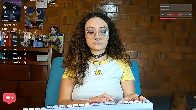 Annycolin_
