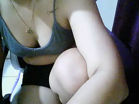 WetHornyPussy18