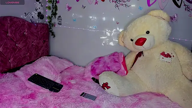 emmy_bloom
