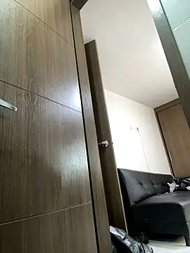 sweetmuslim01's Stripchat show and profile
