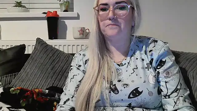 Sizzling_Indie36