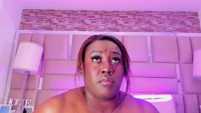 ShaniaBrownn